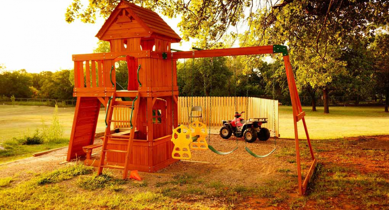 4 Great Tips To Turn Your Backyard Into a Playground