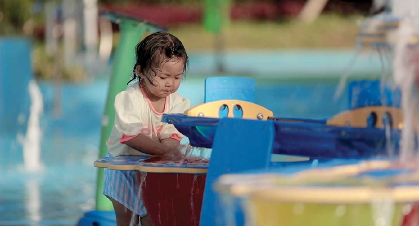 Water: Discovering the Extra Dimension of Play