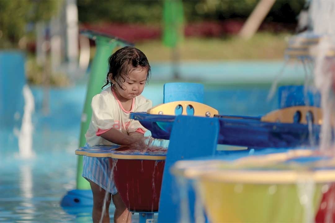 Water: Discovering the Extra Dimension of Play