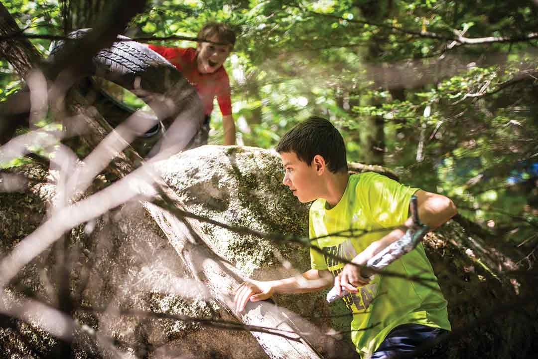 The Therapeutic Benefits of Free Play Outdoors 