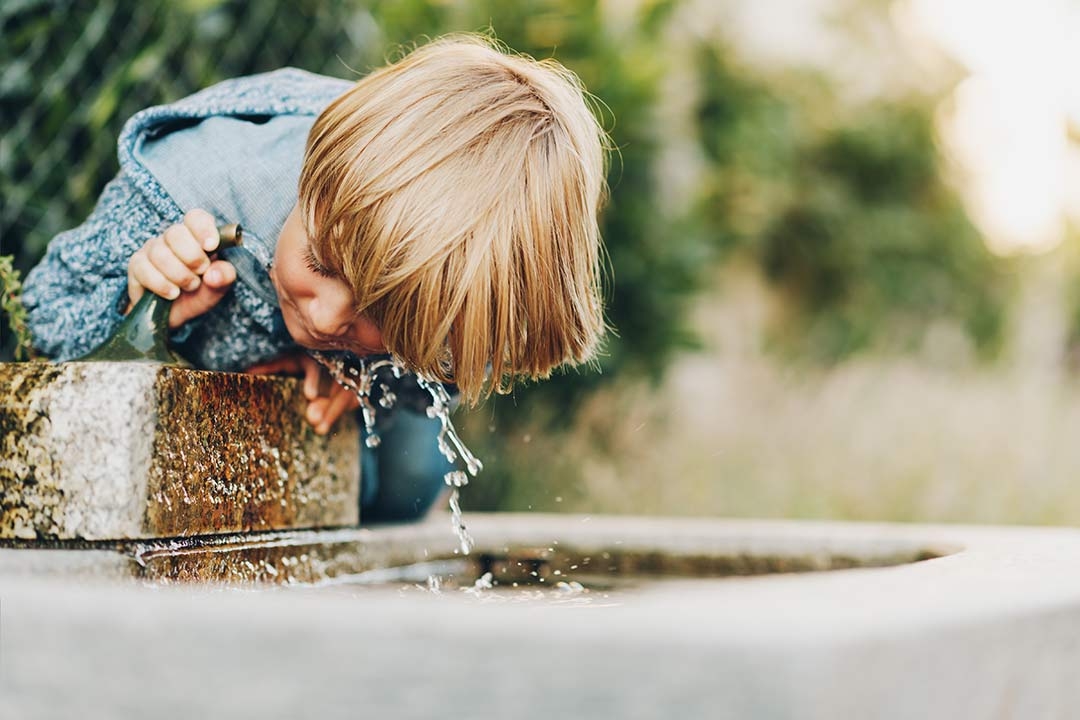 Why Drinking Water Is The Way to Go (for Kids)