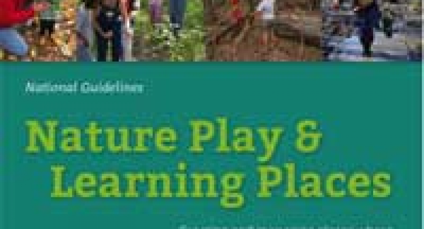 Natural Play & Learning Places by Robin C Moore