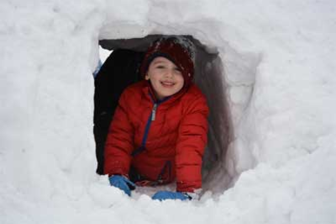 Snow tunnel at Fire and Ice Event