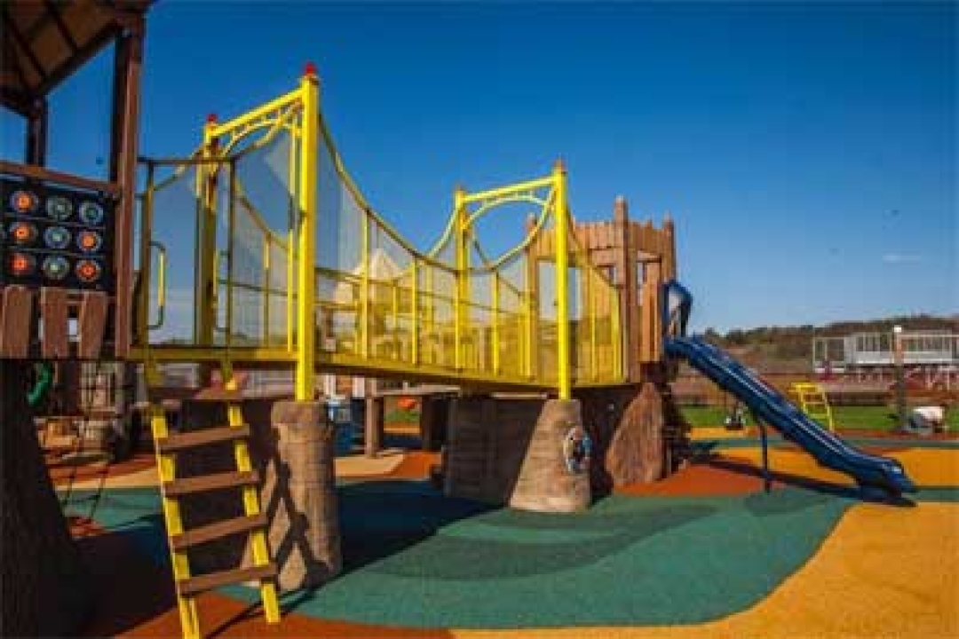 Casey's Clubhouse - Bridge