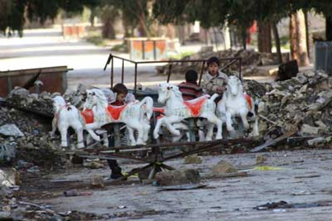 Unsafe merry-go-round playspace