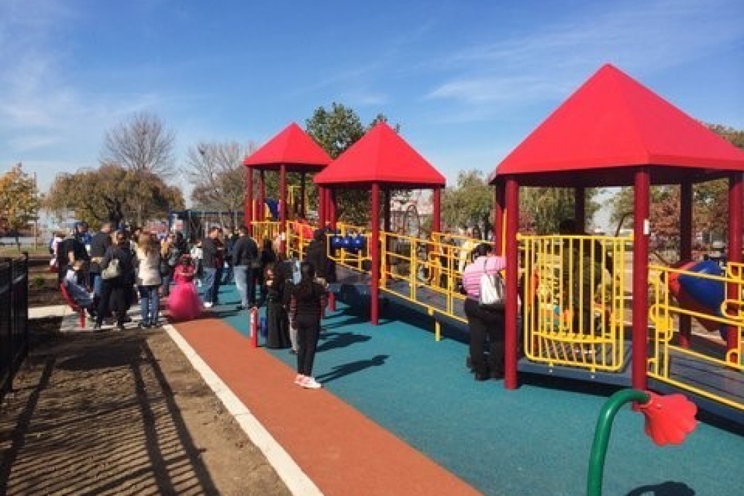 Long Ramp Playground