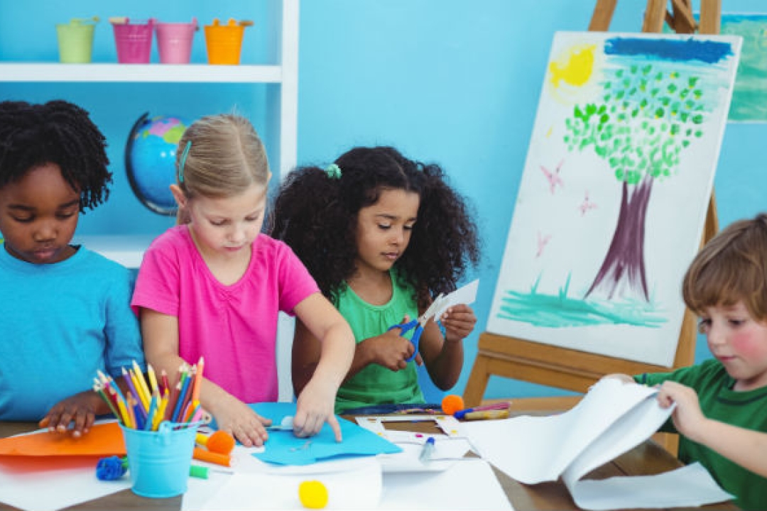 Children making art
