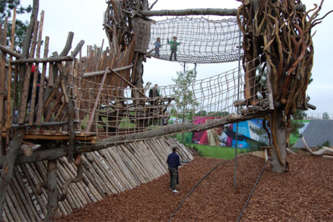 Tumbling Bay Playground, Queen Elizabeth Olympic Park - rope bridge