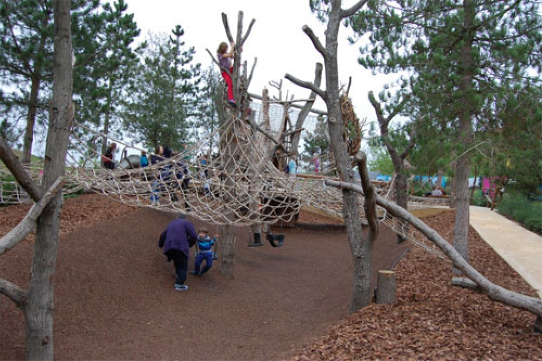 Tumbling Bay Playground, Queen Elizabeth Olympic Park - scrambling net