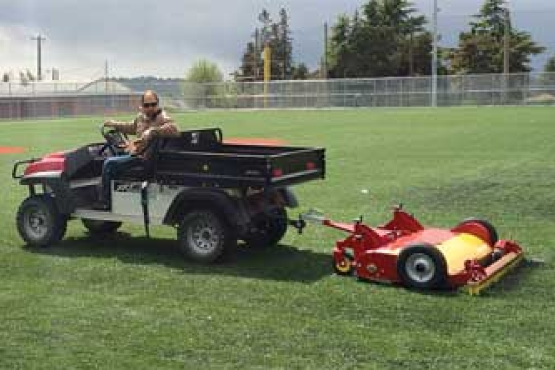 Maintaining Synthetic Turf