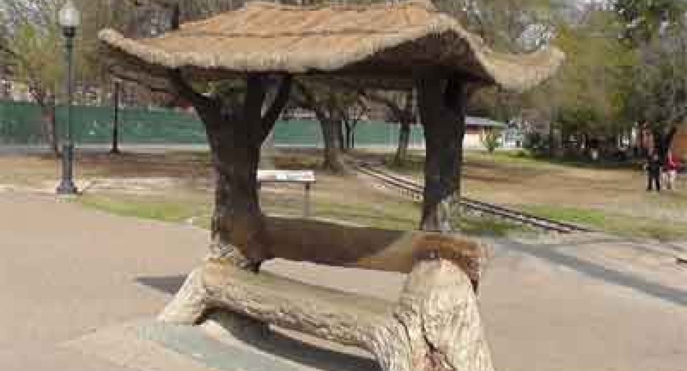 Trabajo Rustico or Rustic Work - Park Bench (Brackenridge Park, San Antonio)