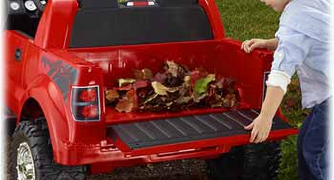 Power Wheels Ford F-150 SVT Raptor truck bed