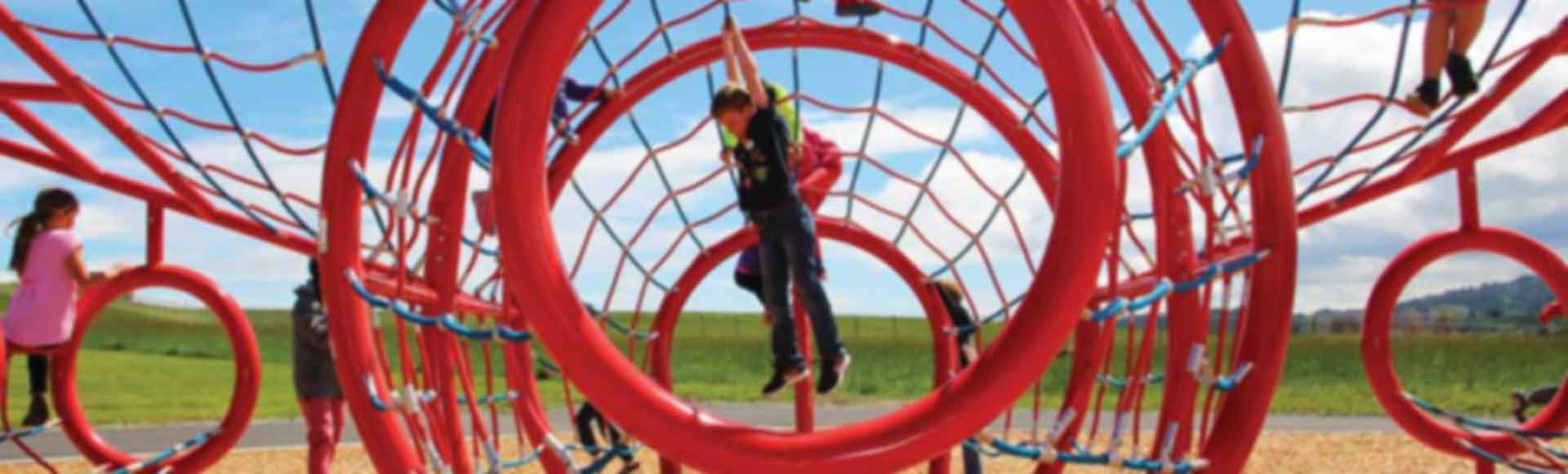 plane themed rope climber