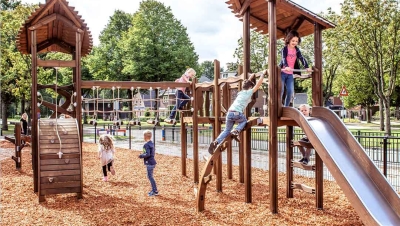 Wood vs. Metal Playgrounds – Which to Choose?