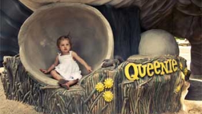 Queenie by Cre8Play