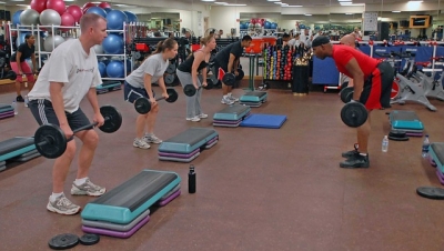 Weight lifting class